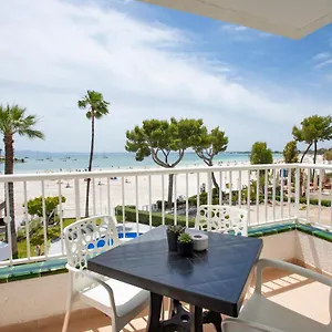 Sand Beach Apartments Appartamento